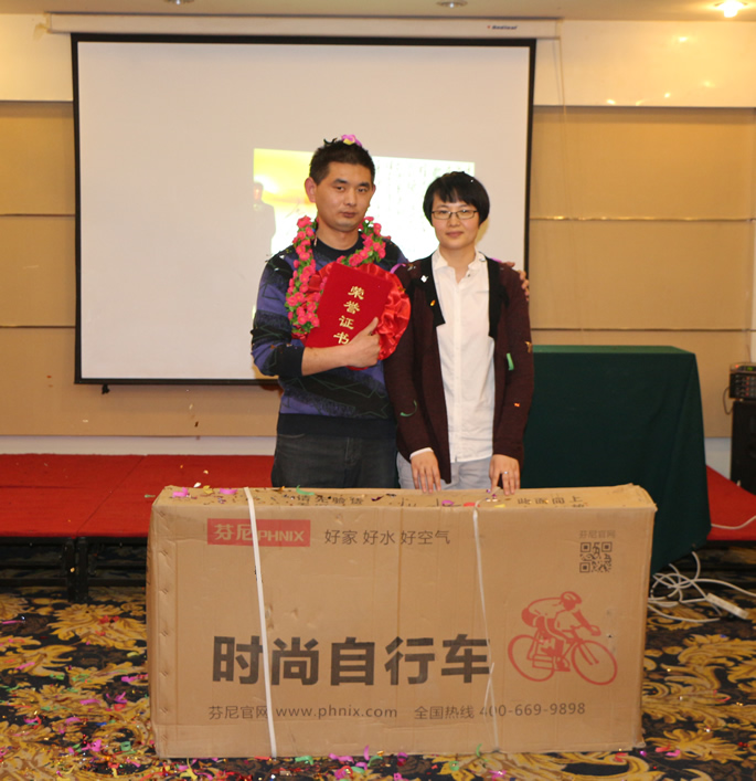 銷(xiāo)售新人：張小東
